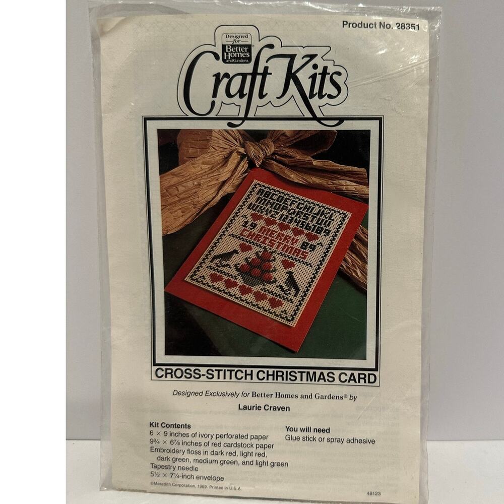 Better Homes and Gardens Christmas Cross stitch card kit